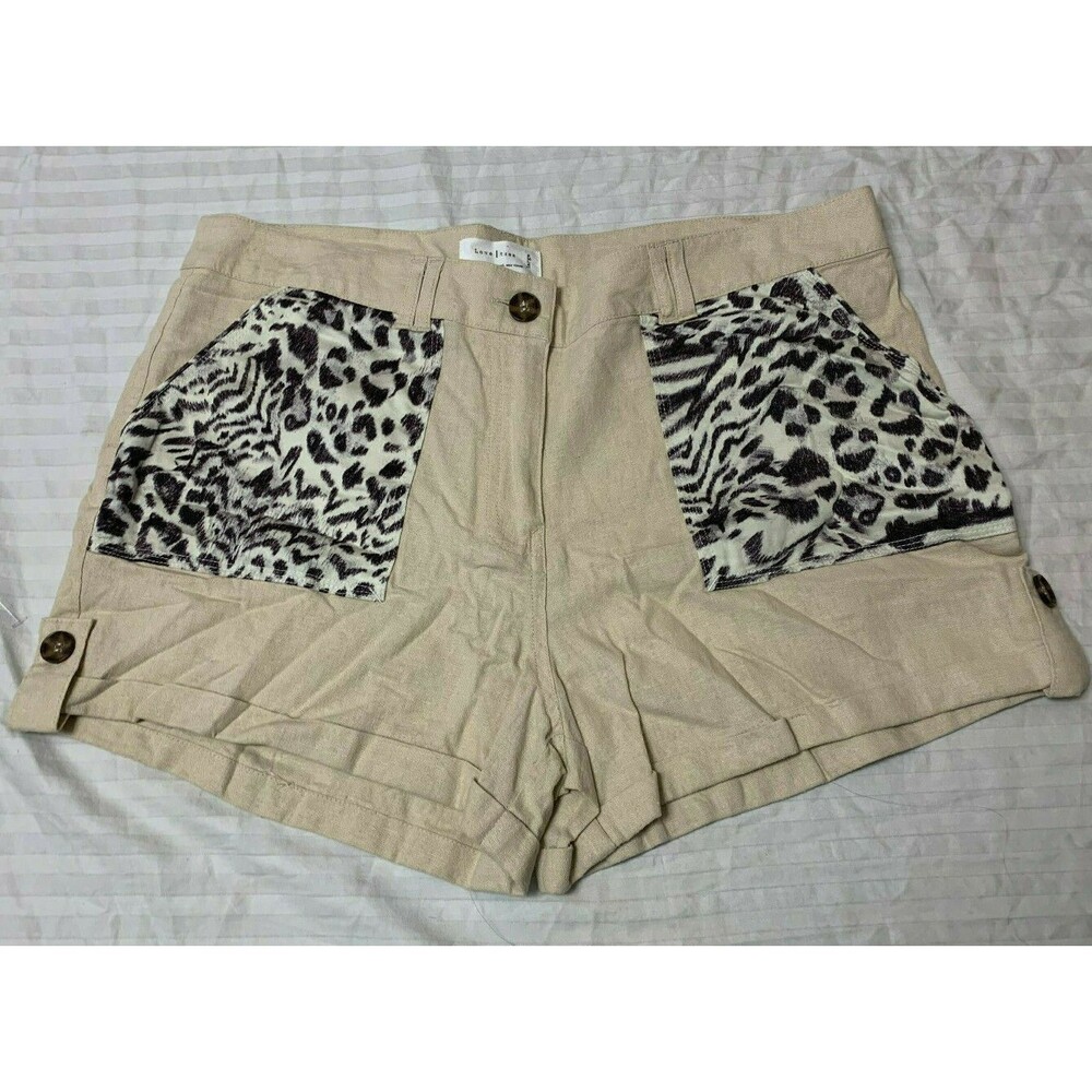 LOVE TREE WOMENS SHORTS SIZE L